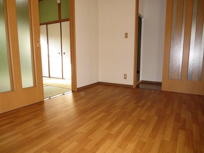 日の出ハイツ２の物件内観写真