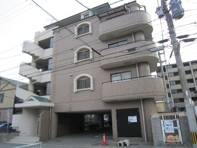 エステートプラザⅣの物件外観写真