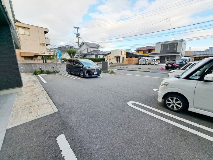 クレスト則松の物件外観写真