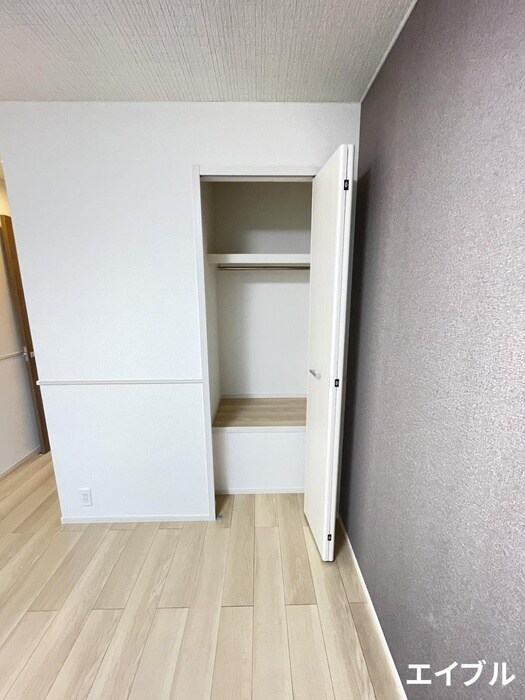 ファミリア長門石の物件内観写真