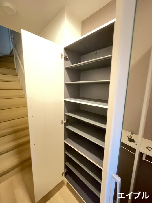 ファミリア長門石の物件内観写真