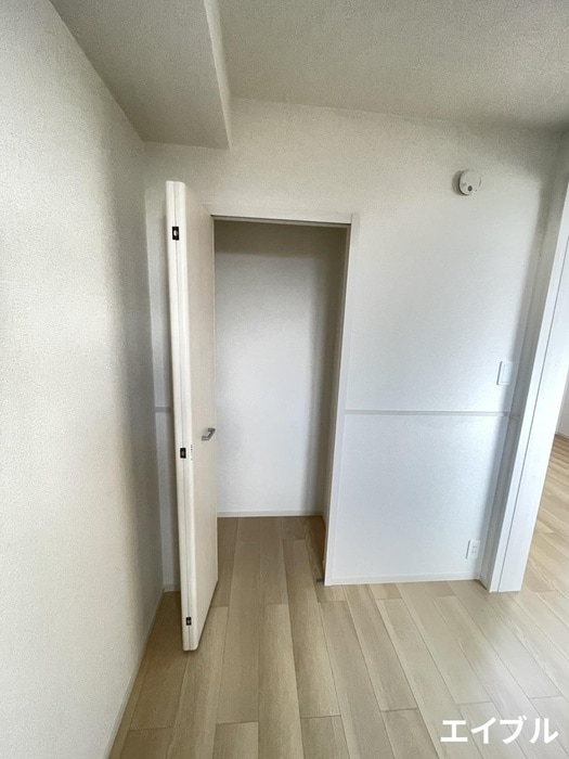 ファミリア長門石の物件内観写真