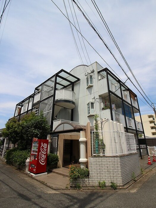 シャトル高取南の物件外観写真