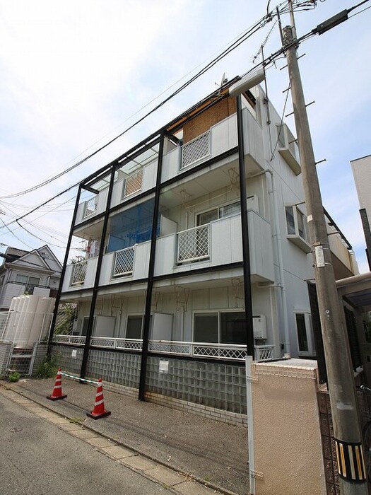 シャトル高取南の物件外観写真