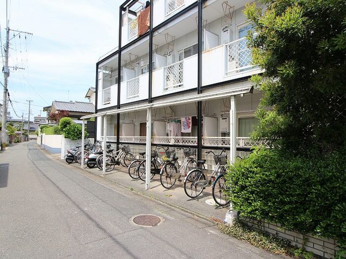 シャトル高取南の物件外観写真