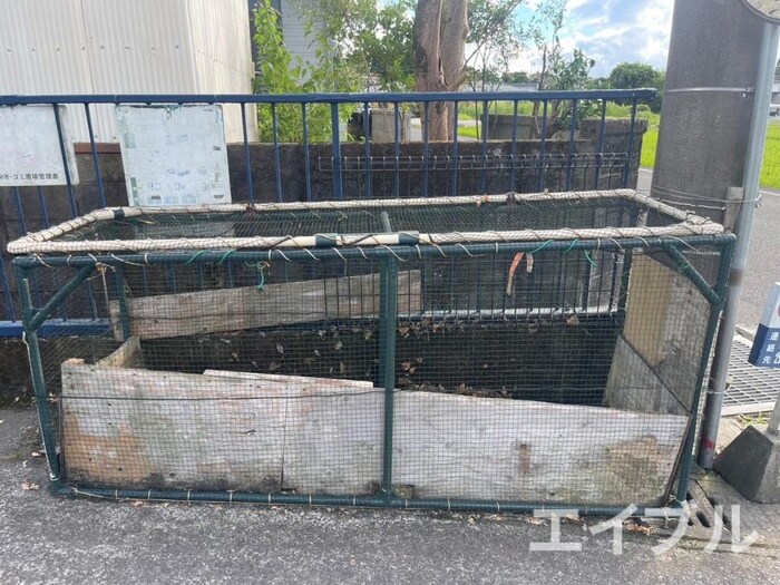 あや住宅A棟の物件外観写真