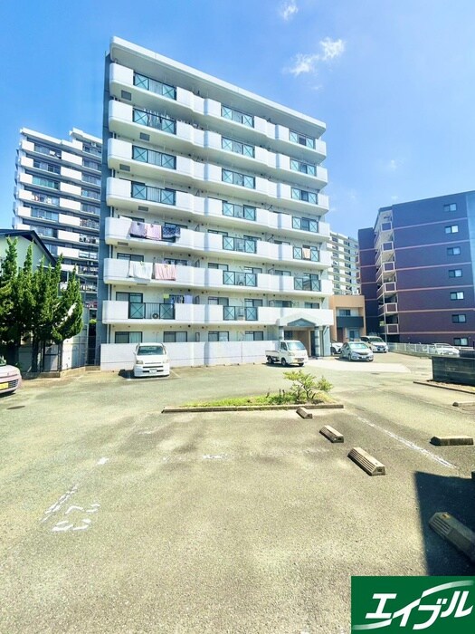 シャトレ和白丘の物件外観写真