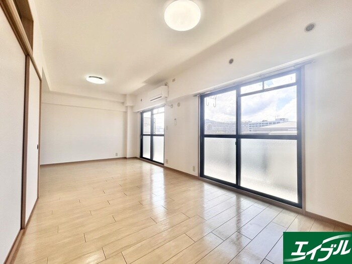 シャトレ和白丘の物件内観写真