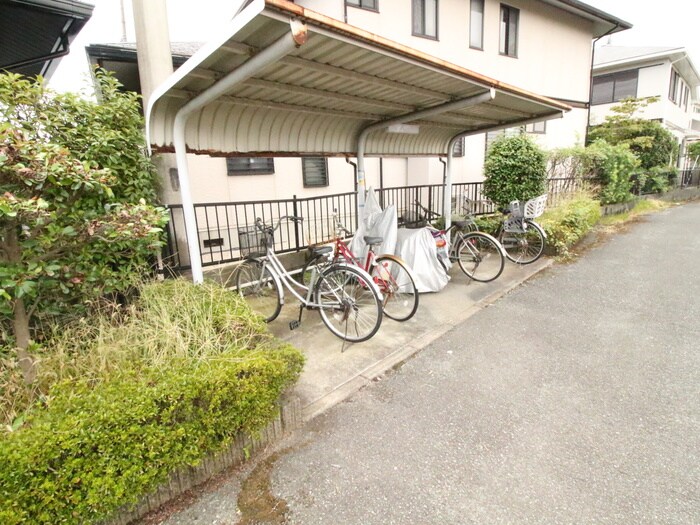 ｴｽﾃｰﾄ津福の物件外観写真