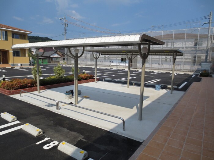 ハーバーSの物件外観写真