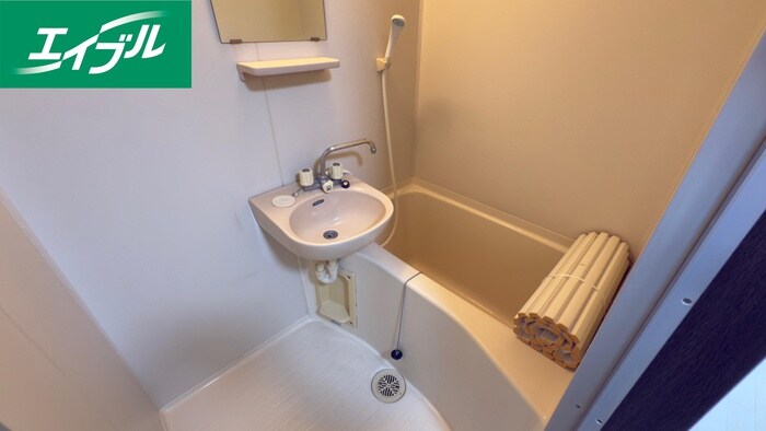 クレアトゥ－ル４６の物件内観写真