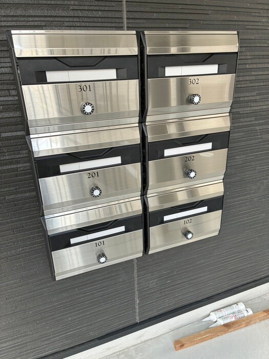 ｆｌｅｕｒ　ｒｉｚｉｅｒｅ野中の物件外観写真