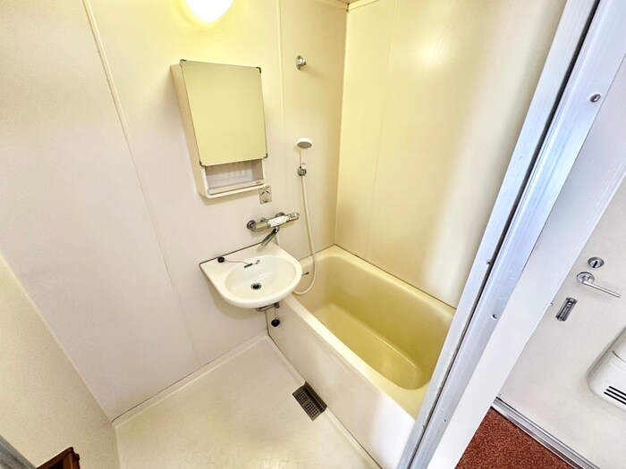 ルーブル折尾の物件内観写真