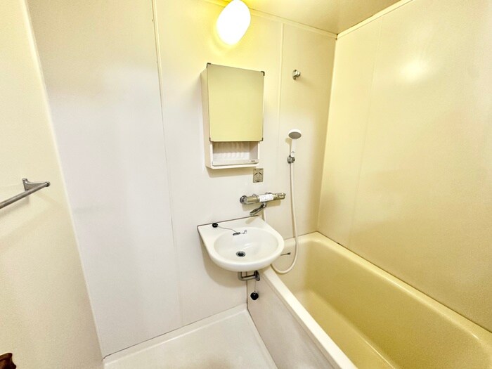 ルーブル折尾の物件内観写真