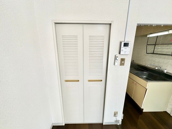 ルーブル折尾の物件内観写真