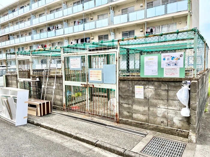 ビレッジハウス直方1号棟の物件外観写真