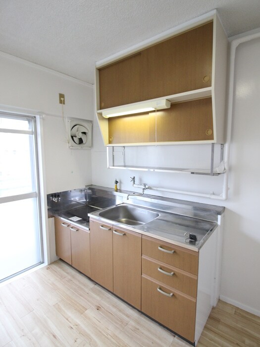 ビレッジハウス直方2号棟の物件内観写真