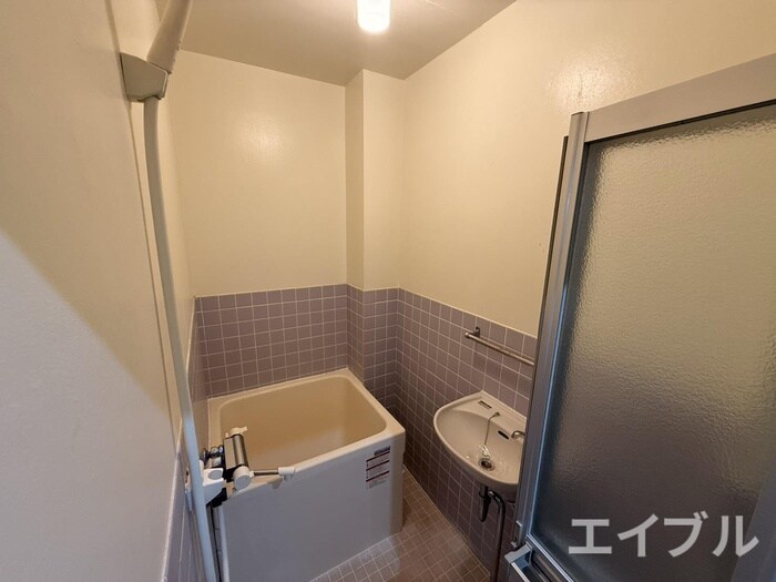 エクセル甲突の物件内観写真