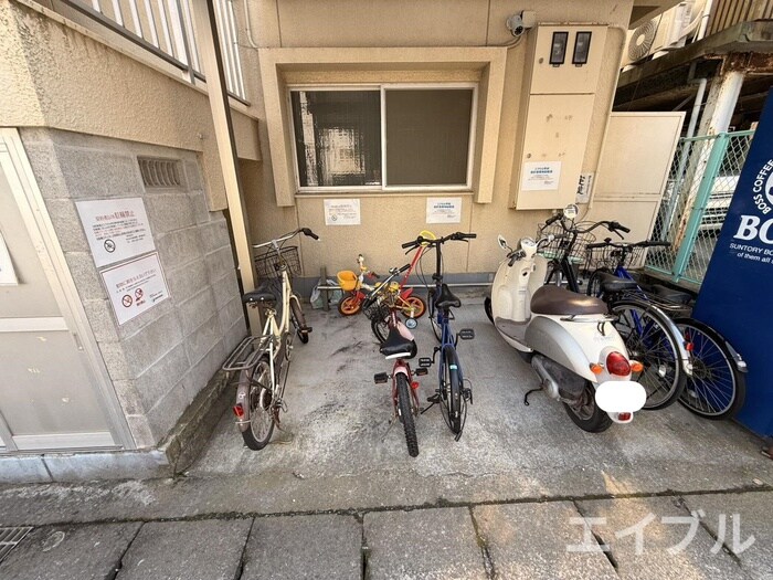 エクセル甲突の物件外観写真