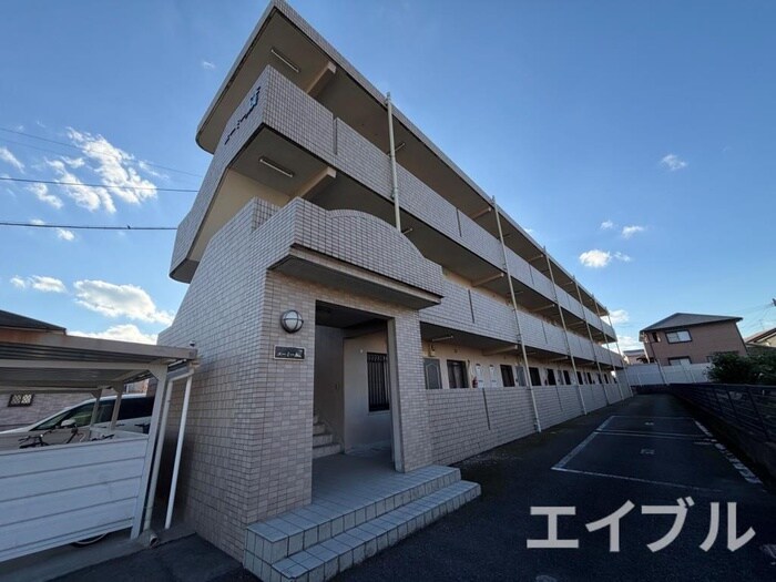 ユーミー蔵の物件外観写真