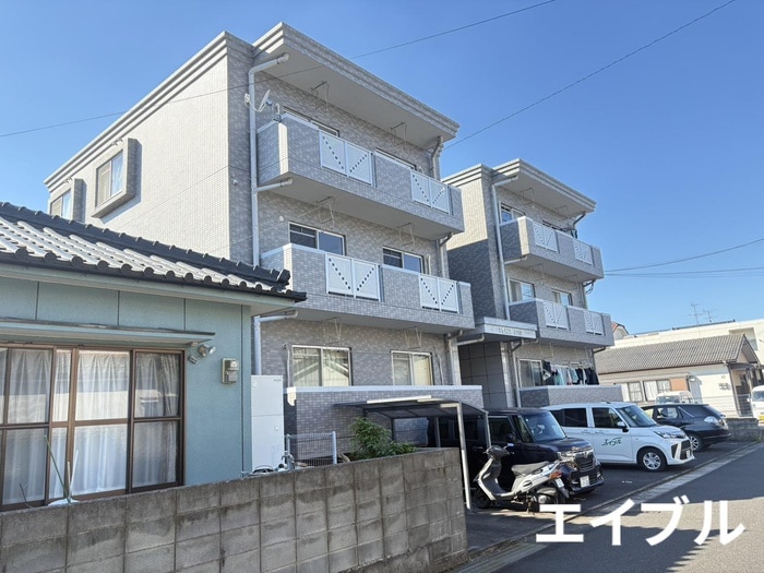 PEACE STOPの物件外観写真