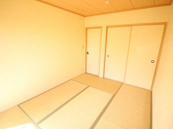 ムーンリバー坂本の物件内観写真