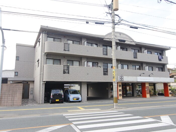 スピカ恒星の物件外観写真