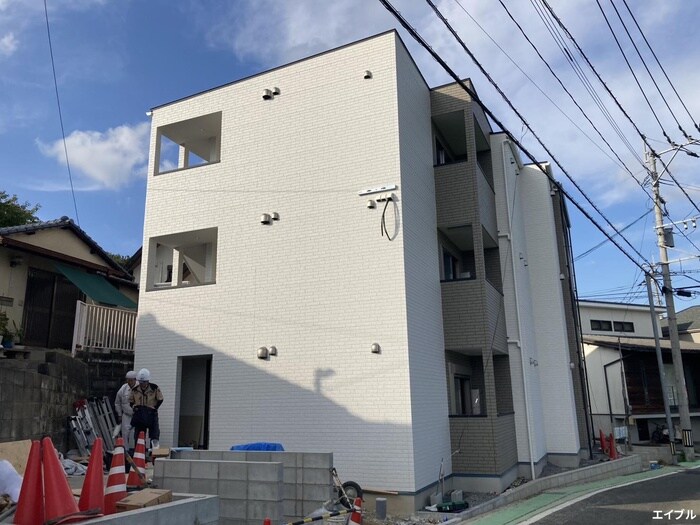 Le Lien Blanc 空港前の物件外観写真