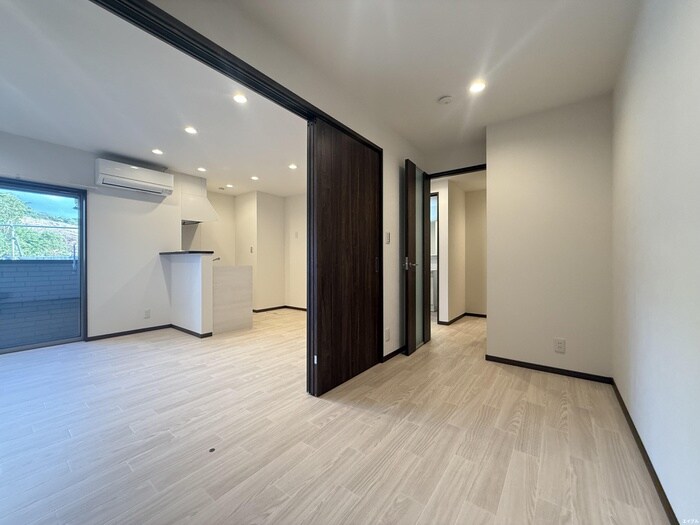 Le Lien Blanc 空港前の物件内観写真