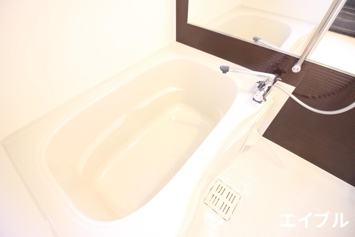 ヴィラ博丈下川端の物件内観写真