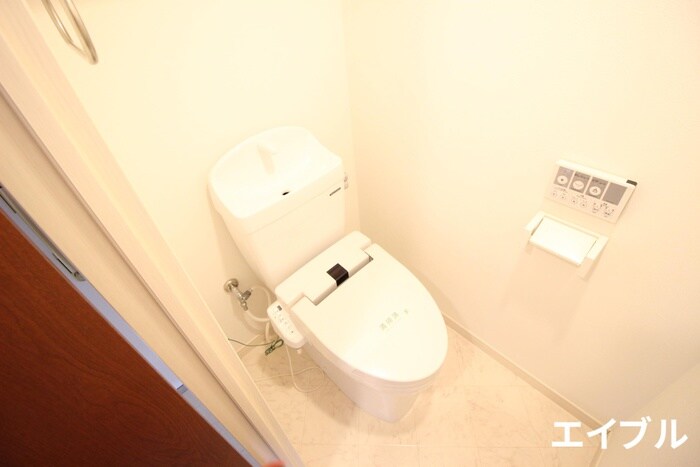 ヴィラ博丈下川端の物件内観写真