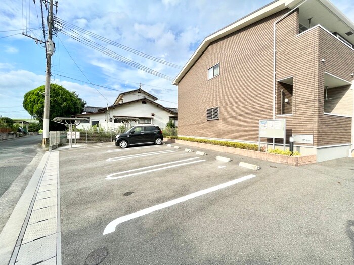 ヴィラ　ド　ハピネスⅠの物件外観写真