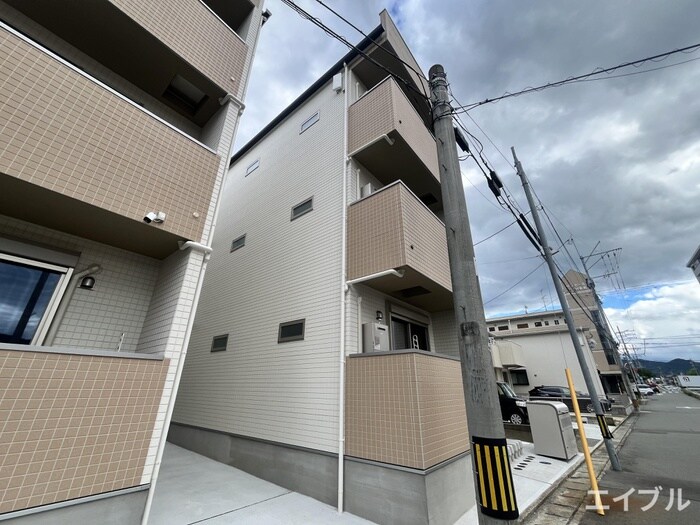 サフィオ弐番館の物件外観写真