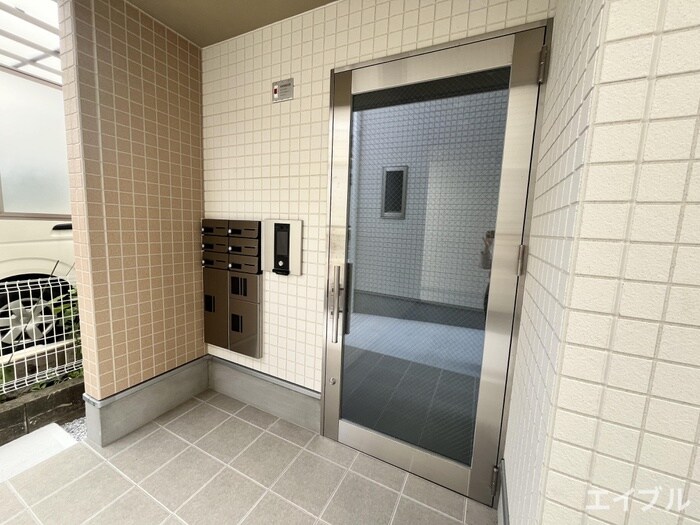 サフィオ弐番館の物件外観写真