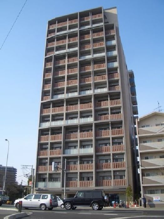 ｻｳﾞｫｲｵｰｻｰｽﾞﾌﾟﾚｲｽ（1107）の物件外観写真