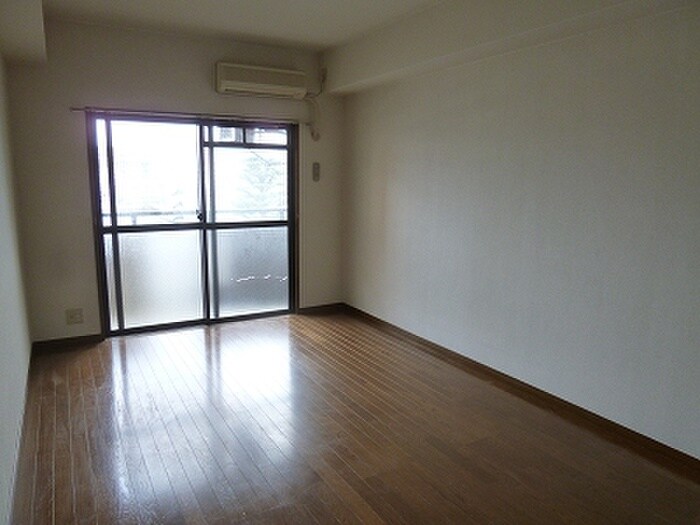 第６マルヤビル箱崎の物件内観写真