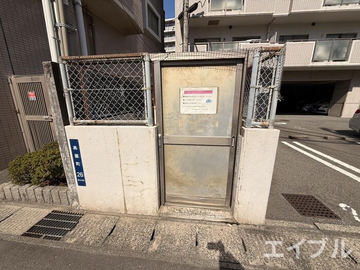 アベニュー高麗の物件外観写真