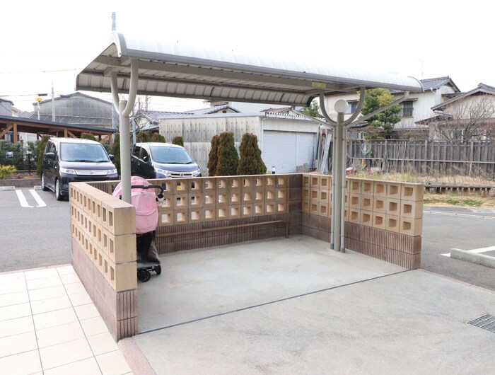 シック・ベルクの物件外観写真