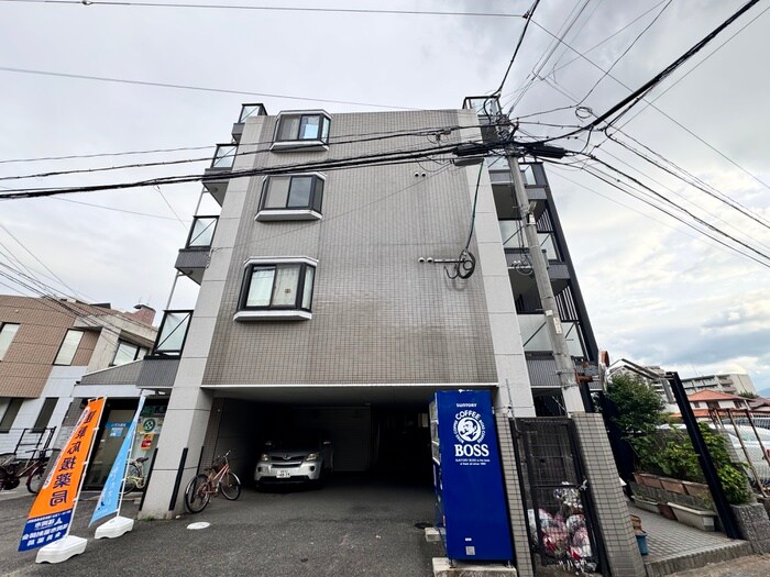 グレーコート大橋の物件外観写真