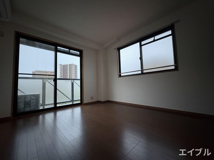 グレーコート大橋の物件内観写真