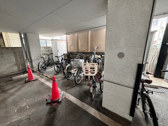 グレーコート大橋の物件外観写真