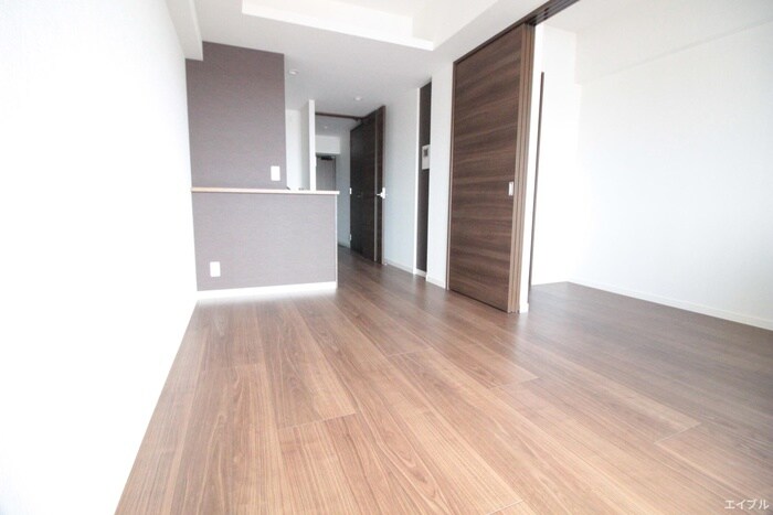 ｸﾞﾗﾝﾌｫｰﾚ千早ﾏｰｸｽｸｴｱｳｴｽﾄｳｲﾝｸﾞの物件内観写真