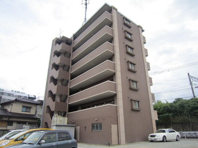 メイワコンチネンタルの物件外観写真