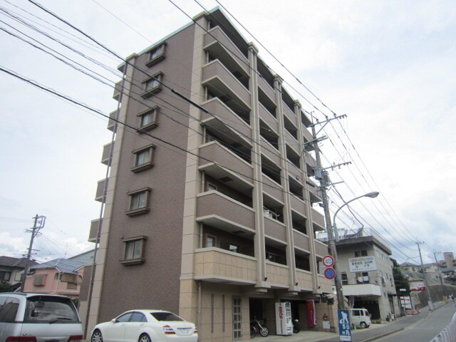 メイワコンチネンタルの物件外観写真