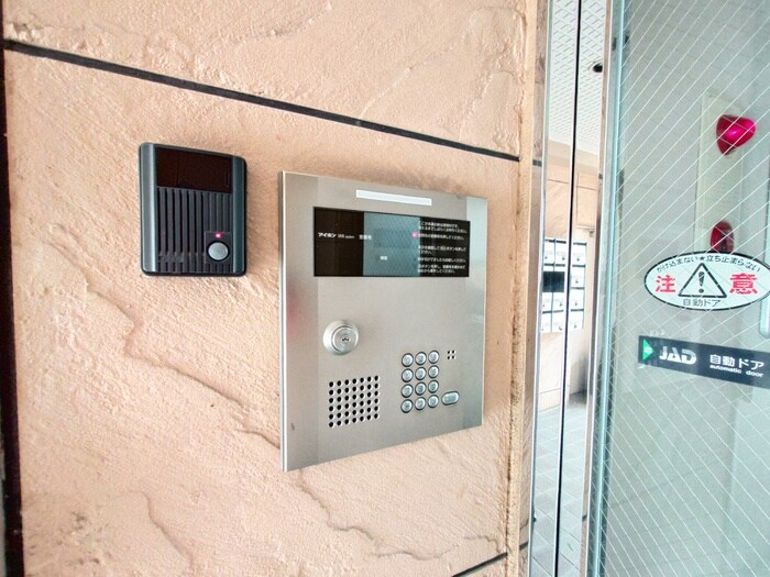 メイワコンチネンタルの物件外観写真