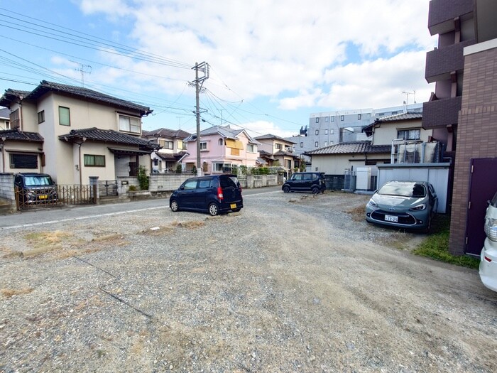 メイワコンチネンタルの物件外観写真