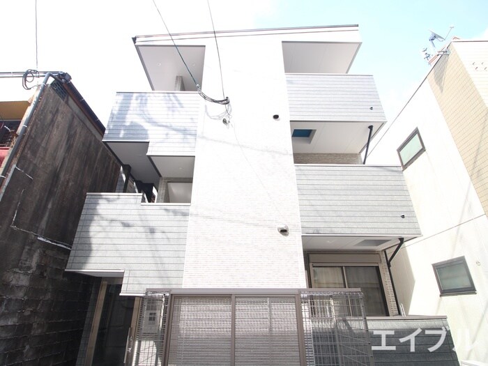 メゾンクレール南福岡の物件外観写真