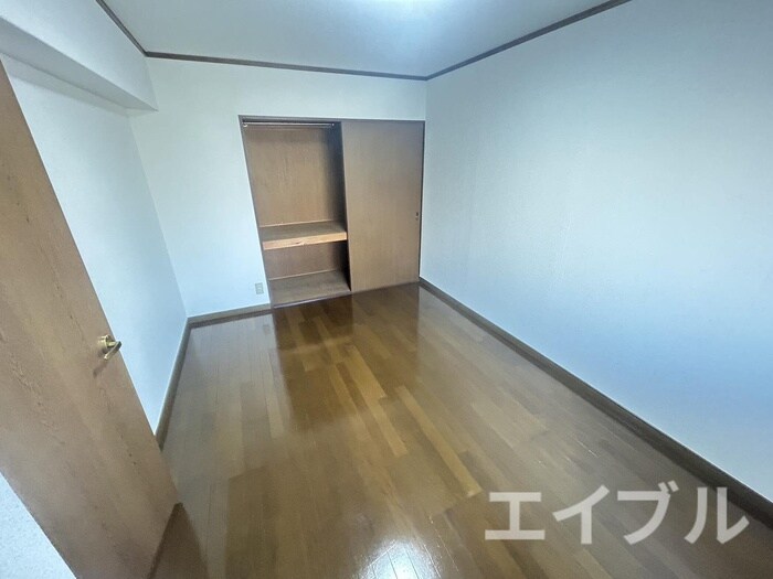 エンプロイ末吉の物件内観写真