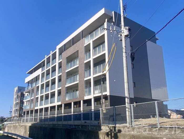 MDIﾌﾞﾘｻﾏﾘｰﾅ花見が浜の物件外観写真