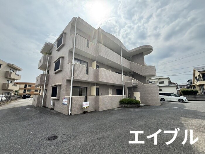 ベルメゾン秀の物件外観写真